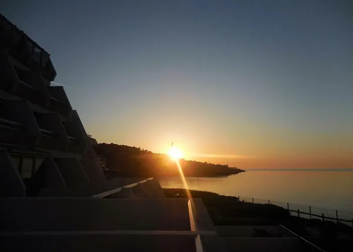 La Corniche 15 Rue De Savoie *